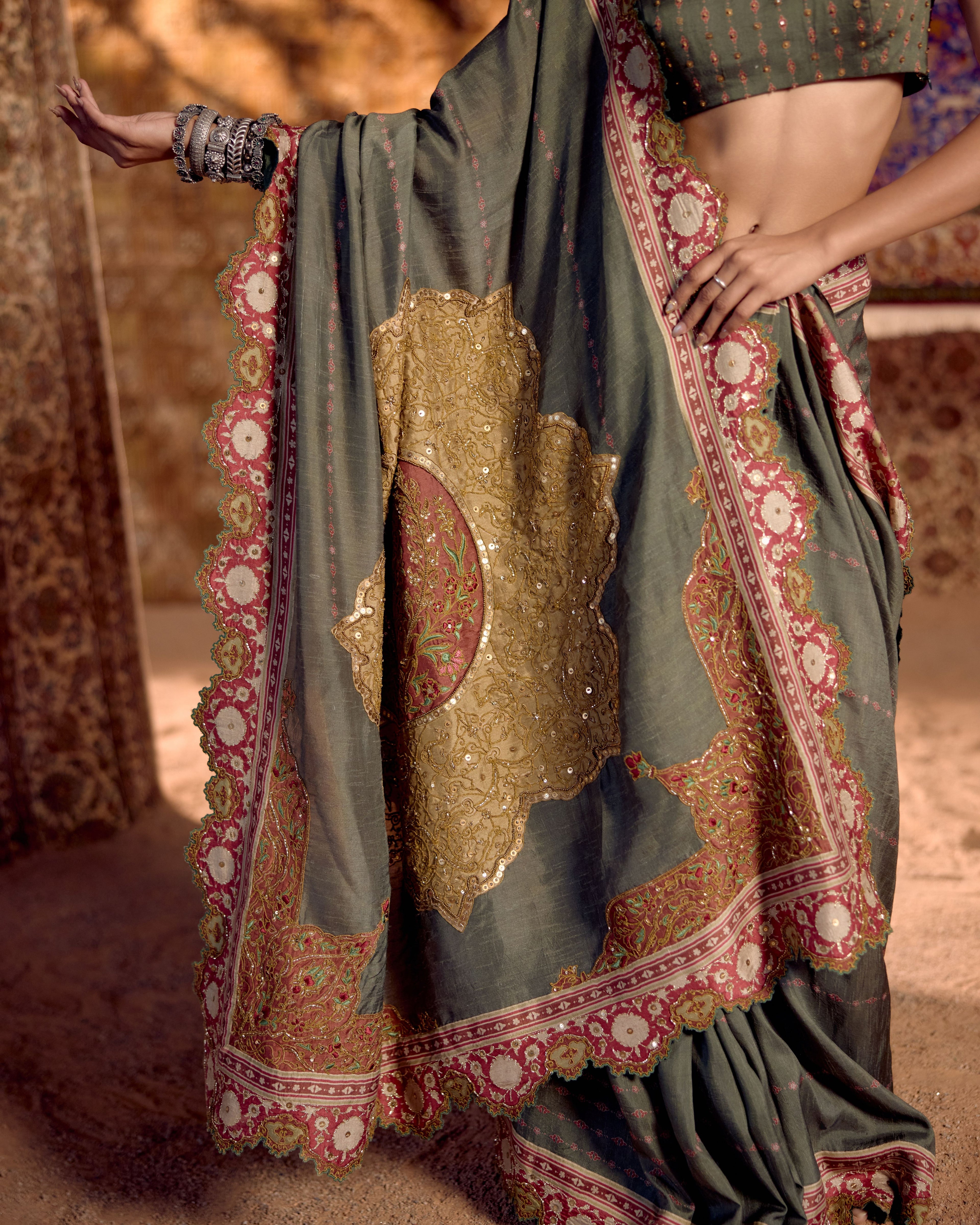 NOORZAAR SAREE SET